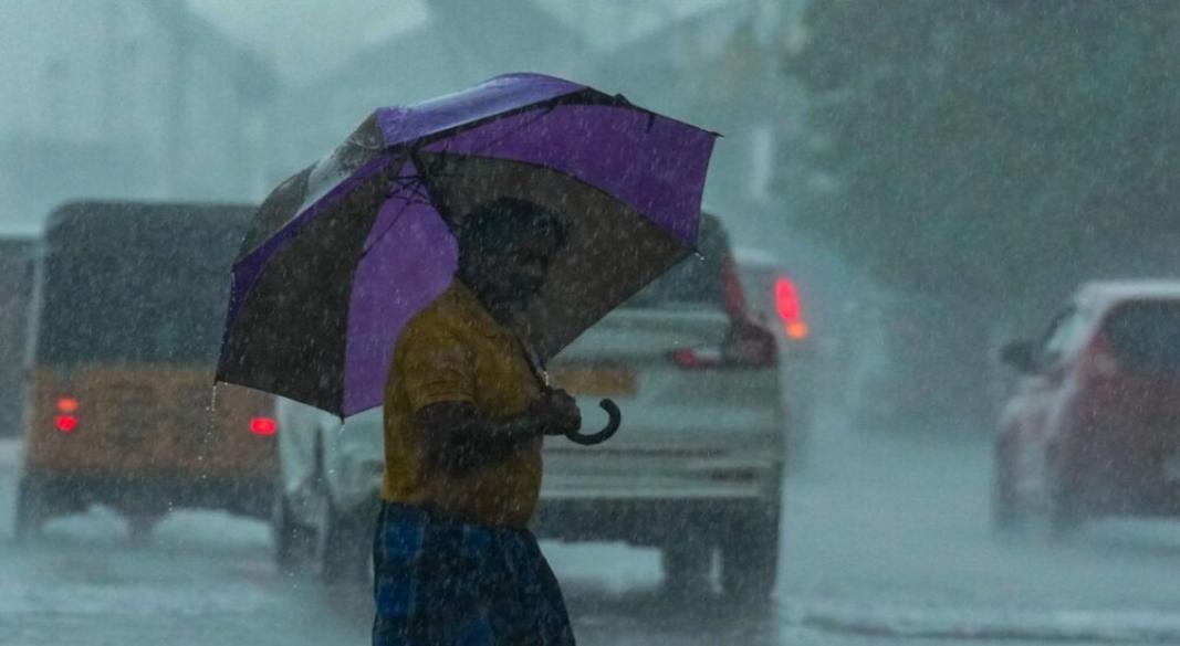 Showers Expected in Western