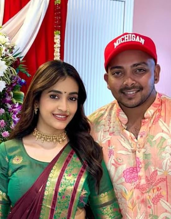 பிரித்வி ஷா, அக்ரிதி அகர்வாலை திருமணம் செய்துக்கொள்வார் என ரசிகர்கள் கூறுகின்றனர். Story