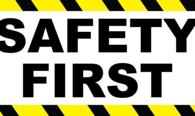 வெள்ளவத்தையில் கட்டிடத்தில் இருந்து கீழே விழுந்து ஒருவர்  பலி