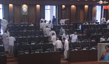 நாடாளுமன்றில் இருந்து சஜித்-அனுர அணியினர் வெளிநடப்பு!