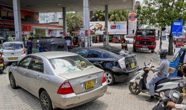 வரிசையில் நிற்பவர்களுக்கு இன்று முதல் எரிபொருள் டோக்கன்