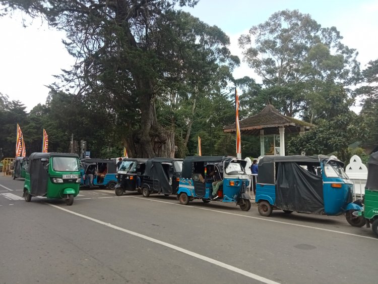 நானுஓயாவில் எரிபொருள் நிரப்பு நிலையங்களுக்கு பூட்டு