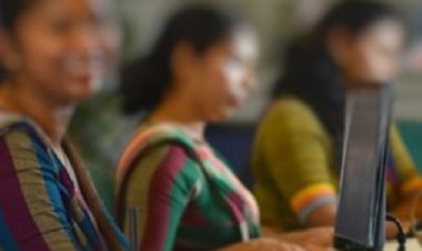 சுற்றறிக்கைக்கு அமைய வெளிநாட்டுக்கு படையெடுக்கும் அரச ஊழியர்கள்