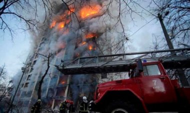 ரஷ்யப் படைகளின் வான்வழித் தாக்குதலில் 3 பேர் உயிரிழப்பு