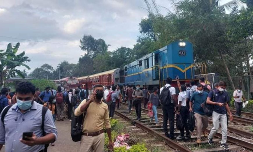 சமுர்த்திர தேவி தடம்புரள்வு