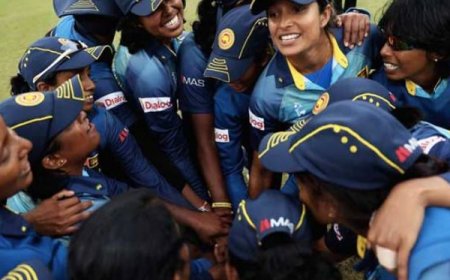 இலங்கை மகளிர் அணி தென்னாபிரிக்காவுக்கு பயணம்