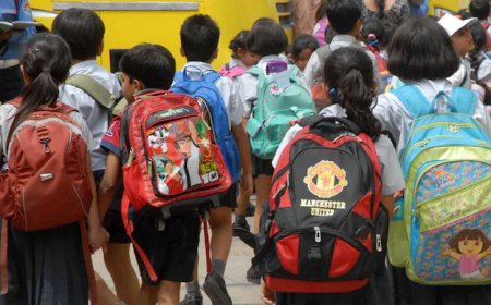 காலணி, புத்தகப் பைகளின் விலை குறைப்பு - வெளியான தகவல்