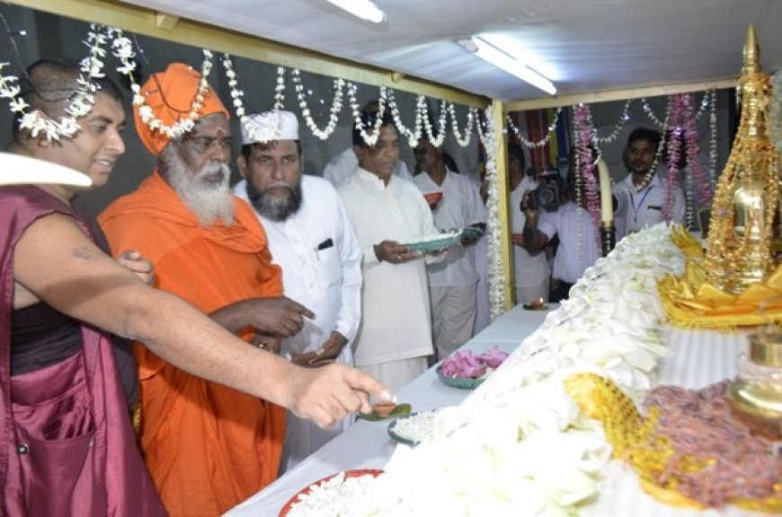 நல்லிணக்கத்தை வாழ வைக்கும் வழிபாட்டுத் தலங்கள்