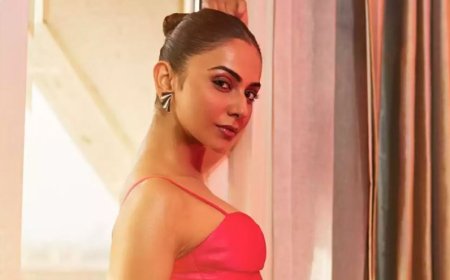 தவறாக பயன்படுத்தப்படும் ‘காதல்’ - நடிகையின் பேச்சால் சலசலப்பு !