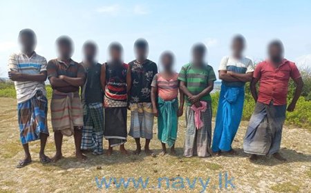 மூழ்கும் நிலையில் இருந்த படகில் இருந்து 9 இந்திய மீனவர்கள் மீட்பு