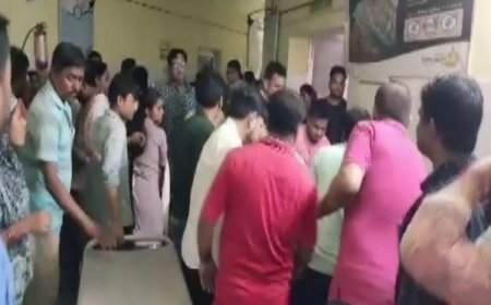 மின்னல் தாக்கி 3 குழந்தைகள் உள்பட 7 பேர் உயிரிழப்பு