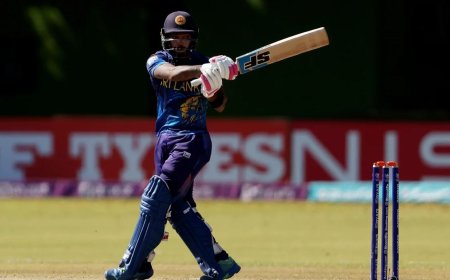 10 விக்கெட் வித்தியாசத்தில் இலங்கை அணிக்கு அபார வெற்றி