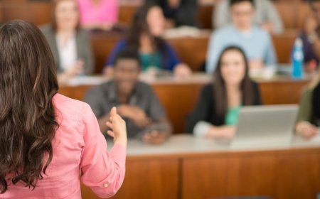 மாணவிகளின் மேலாடையை களைய கூறிய பேராசிரியர் மீது நடவடிக்கை