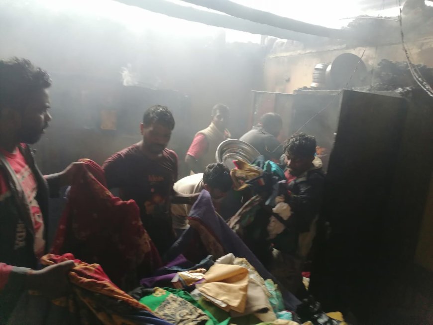 இராகலை கீழ்பிரிவில் 20 வீடுகளில் தீ; 75 பேர் நிர்க்கதி