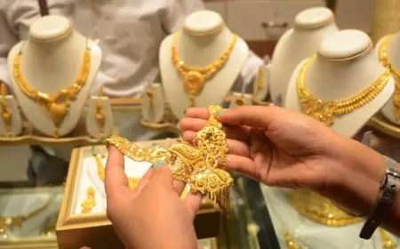 தங்க நகை வாங்க காத்திருப்போருக்கு மகிழ்ச்சியான செய்தி! புதிய விலை விவரம்