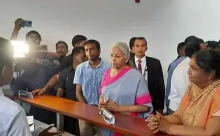 யாழ்ப்பாணத்துக்கு சென்றார் நிர்மலா சீதாராமன் 