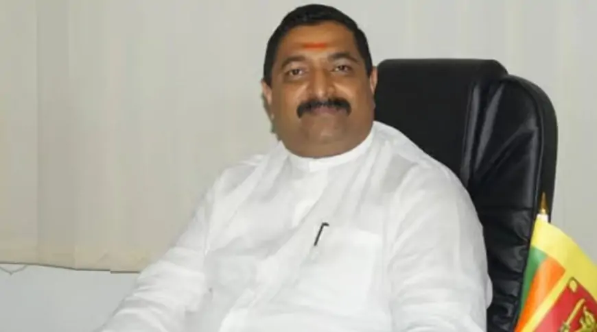 அமைப்பாளர் பதவியில் இருந்து வடிவேல் சுரேஷ் நீக்கம்