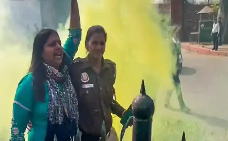 பாராளுமன்ற தாக்குதல் - மேலும் 2 பேருக்கு தொடர்பு: தலைமறைவானவர்களை தேடும் பணி தீவிரம்