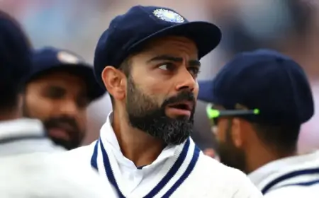 நாடு திரும்பினார் விராட் கோலி; ரசிகர்கள் அதிர்ச்சி... காரணம் என்ன?