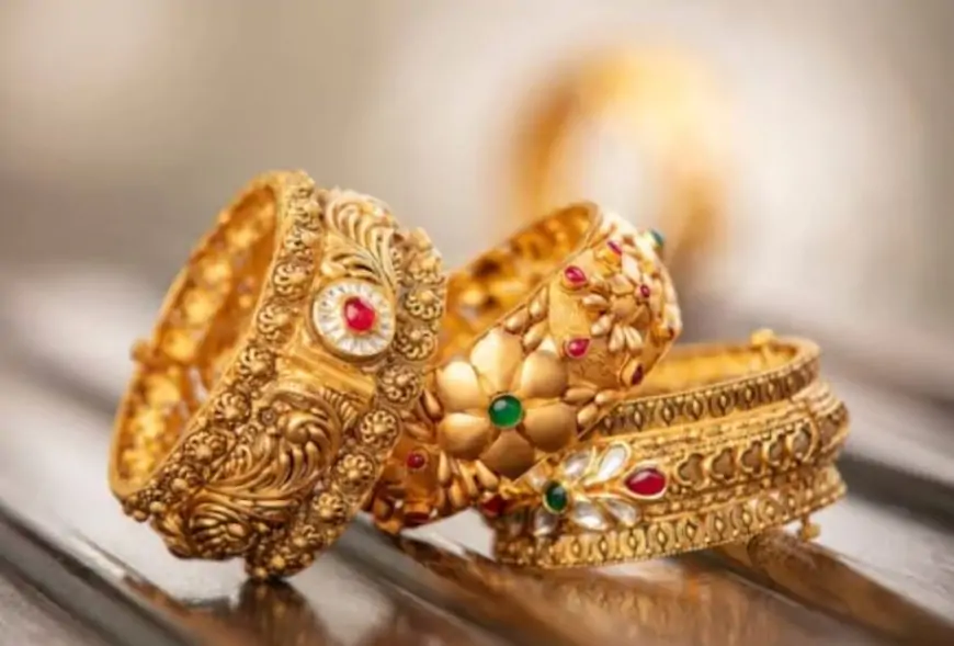 வார இறுதி நாளில் அதிரடியாக குறைந்த தங்கம் விலை.... எவ்வளவு தெரியுமா?