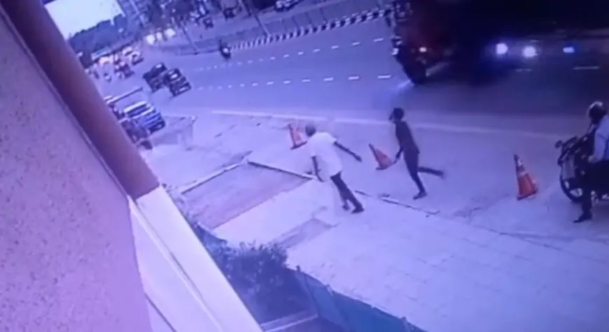 வெளிநாட்டு பெண்ணிடம் கிருலப்பனையில் கொள்ளை 