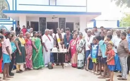 10 வருட ஆசை.... ஓட்டுமொத்தமாக விமானத்தில் பறந்த கிராம மக்கள்!