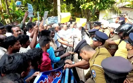 "இந்திய மீனவர்களை தடுக்காவிடின் அசம்பாவிதங்களை தடுக்க முடியாது"