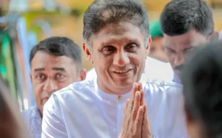 எதிர்க்கட்சித் தலைவர் கட்டுப்பணத்தை செலுத்தினார்