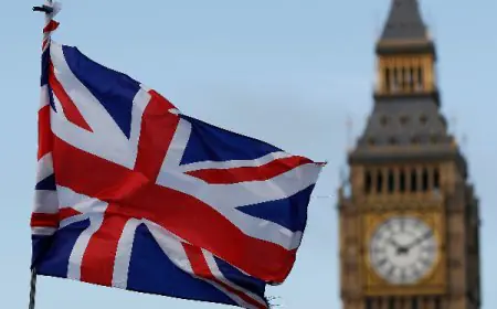 குடும்ப விசா தொடர்பிலான புதிய விதி இடைநிறுத்தம் - இங்கிலாந்து அதிரடி