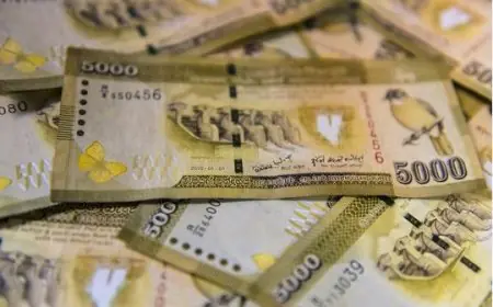 போலி நாணயத்தாளை வீட்டில் அச்சடித்தவர் நகை கடையில் சிக்கினார்!