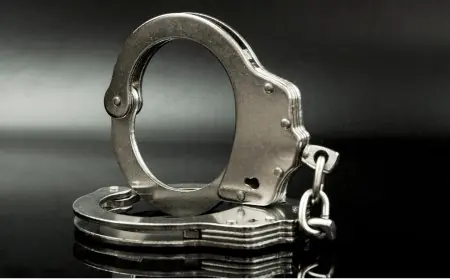 ரயில் நிலைய அதிபரும் உதவியாளரும் போதைப்பொருளுடன் கைது