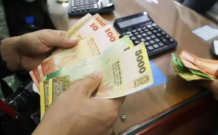 தனியார் துறை ஊழியர்களின் அடிப்படை சம்பளம் உயர்வு