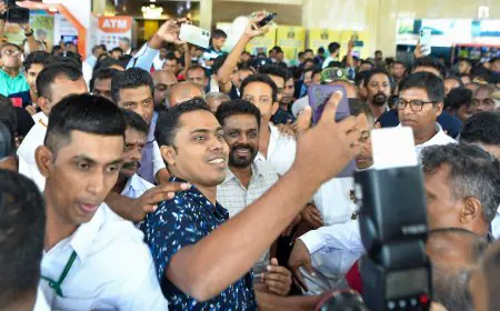 கொழும்பு சர்வதேச புத்தகக் கண்காட்சிக்கு ஜனாதிபதி திடீர் விஜயம்