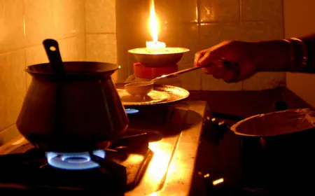 நாடளாவிய ரீதியில் மின் துண்டிப்பு - நேர அட்டவணை இதோ!