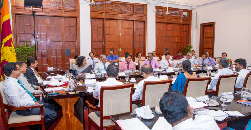 ජනාධිපති ලේකම් සහ සෞඛ්‍ය අංශ ප්‍රධානීන් අතර සාකච්ඡාවක් 
