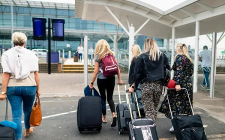 இலங்கைக்கு வரும் சுற்றுலா பயணிகள் எண்ணிக்கையில் திடீர் மாற்றம் 