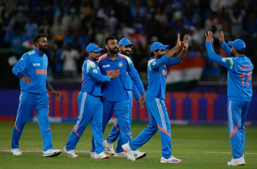 44 ரன்கள் வித்தியாசத்தில் நியூசிலாந்தை வீழ்த்தி இறுதிப்போட்டிக்கு முன்னேறியது இந்தியா!