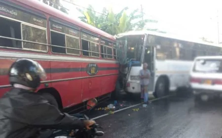 அரச - தனியார் பஸ்கள் மோதி விபத்து - 30 பேர் காயம்