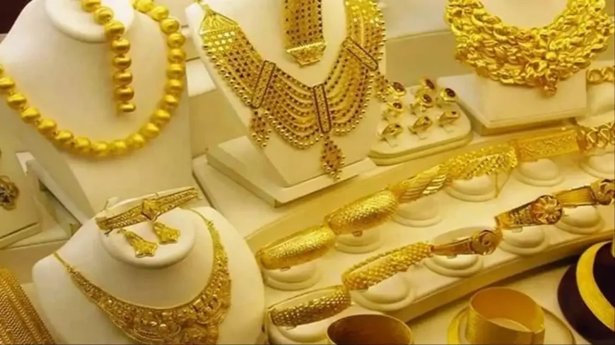 புத்தாண்டு நாளில் தங்கம், வெள்ளி விலையில் சரிவு
