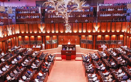 ஹர்ஷன இராஜினாமா... வெற்றிடமான நாடாளுமன்ற ஆசனம்... புதியவர் யார்?