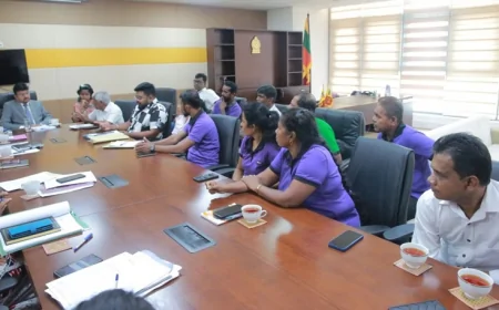 ஆயிரக்கணக்கானவர்களை பணி நீக்க முன்வைத்த முரண்பட்ட காரணங்கள்!