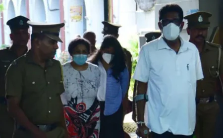 கெஹெலிய மற்றும் குடும்பத்தினர் மீதான குற்றப்பத்திரிகைகள் கையளிப்பு