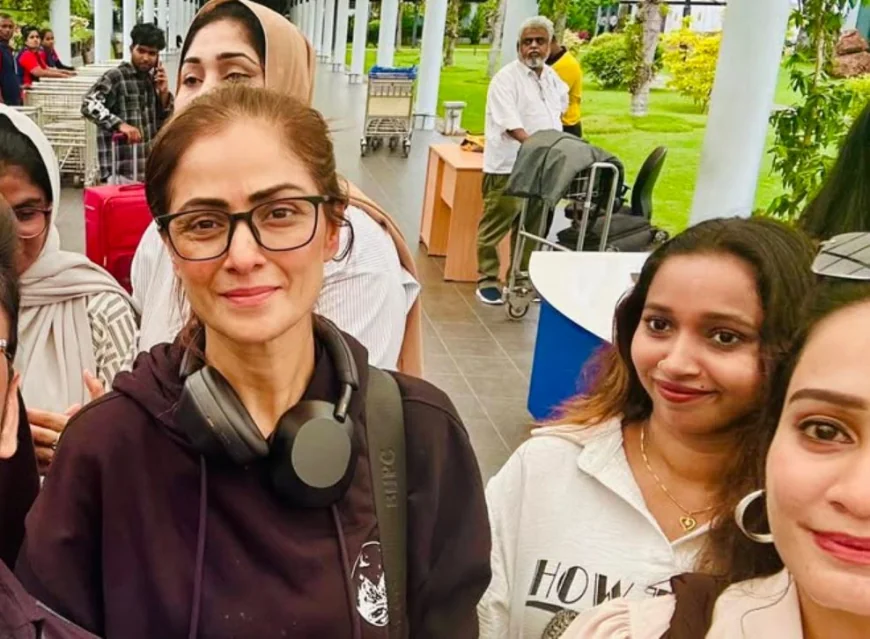 நடிகை சிம்ரன் இலங்கையை வந்தடைந்தார்