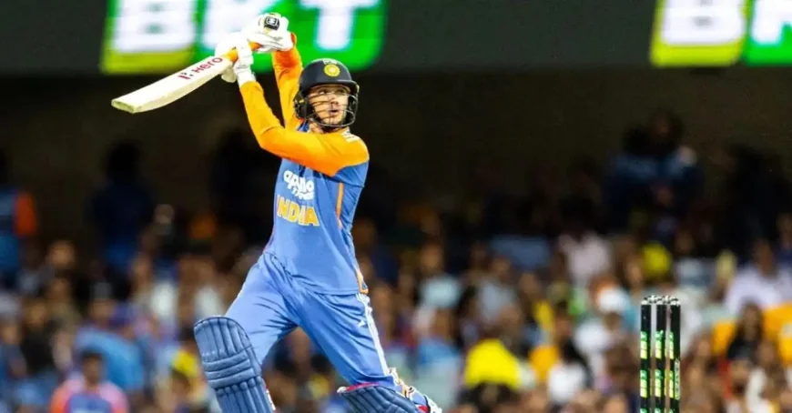 டி20 கிரிக்கெட்: உலக சாதனை படைத்த அபிஷேக் சர்மா; குறைந்த பந்துகளில் 1,000 ரன்கள்