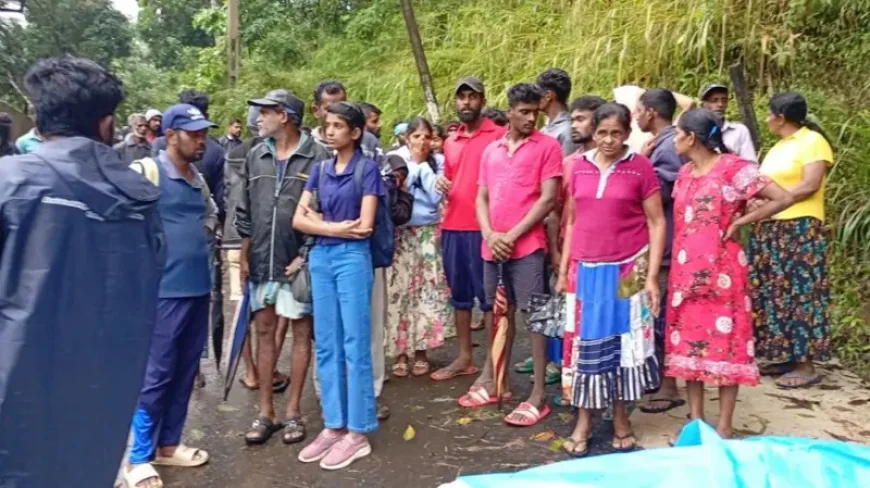 இலங்கையில் வெள்ளம் மற்றும் மண்சரிவு: 159 பேர் உயிரிழப்பு, 203 பேர் காணாமல் – 8.3 இலட்சம் பேர் பாதிப்பு!