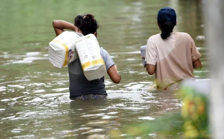 வெள்ளம் சூழ்ந்த பகுதிகளில் குடிநீரை எச்சரிக்கையுடன் பயன்படுத்தவும்