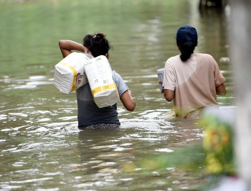 வெள்ளம் சூழ்ந்த பகுதிகளில் குடிநீரை எச்சரிக்கையுடன் பயன்படுத்தவும்