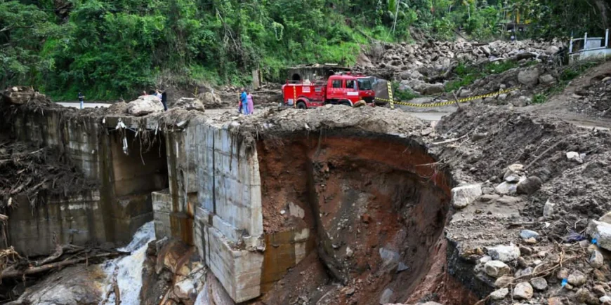 அனர்த்த சேதம்: வீதி அபிவிருத்தி அதிகார சபைக்கு 75 பில்லியன், மின்சார சபைக்கு 20 பில்லியன் ரூபாய் நட்டம் 