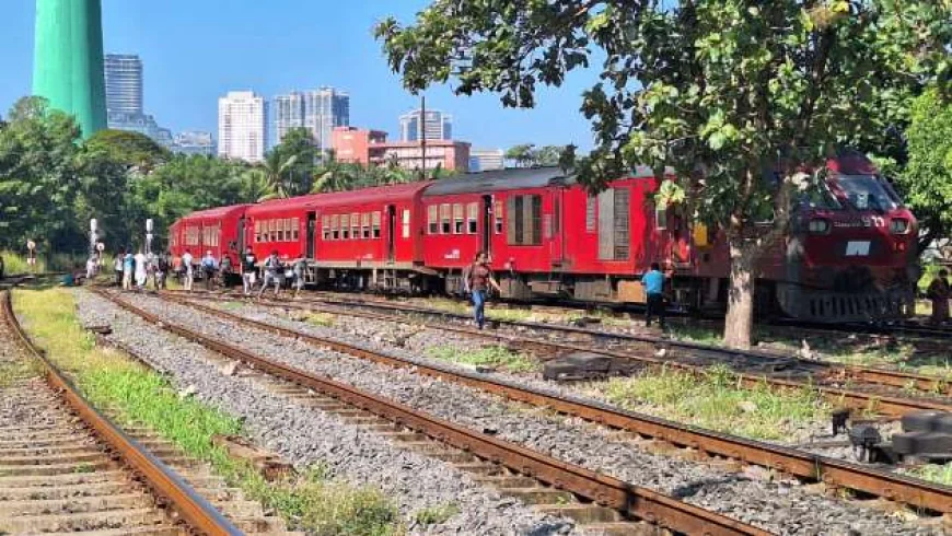 கொழும்பு கோட்டைக்கும் சிலாபத்திற்கும் இடையில் இன்று முதல் ரயில் சேவை