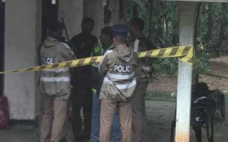 குடும்பத் தகராறில் பெற்றோல் ஊற்றி வீட்டுக்கு தீ வைத்த கொடூரம்: தந்தை, 13 வயது மகள் உயிரிழப்பு!